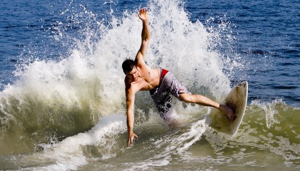 开云体育app-加纳强势拿下多特蒙德，帕尔默成为关键先生，当非洲足球的野性遇上欧洲战术的精密