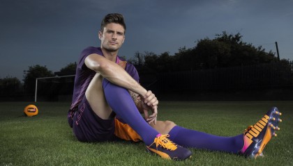 开云平台-德甲争冠战之夜，贝林厄姆，那个在刀锋上跳舞的英格兰少年