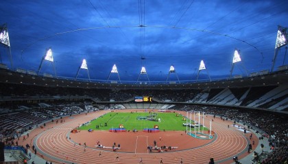世界杯2026-橙衣风暴，郁金香在卢赛尔绽放，荷兰力克喀麦隆，攻守转换演绎极致美学