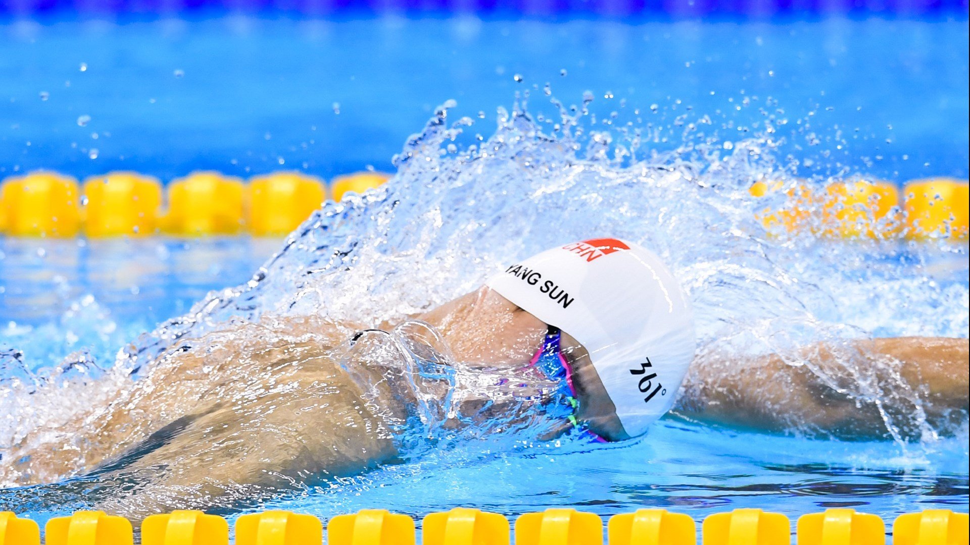 哈兰德爆发,当北欧风暴席卷南美高原,苏格兰的叹息在格拉斯哥回响