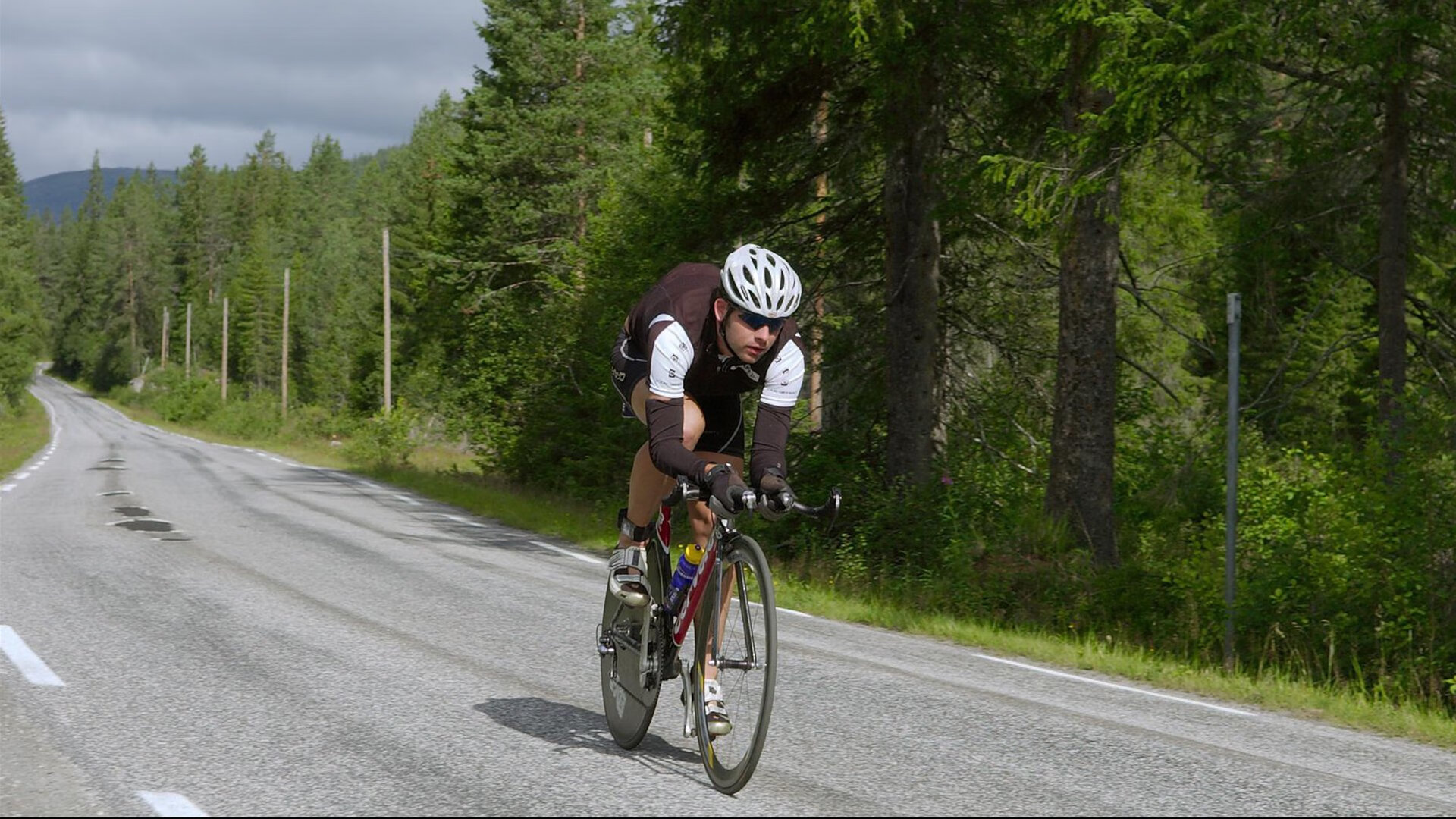 当冷门遇上终结者，斯通斯如何用一粒头球冰封墨西哥的爆冷之梦