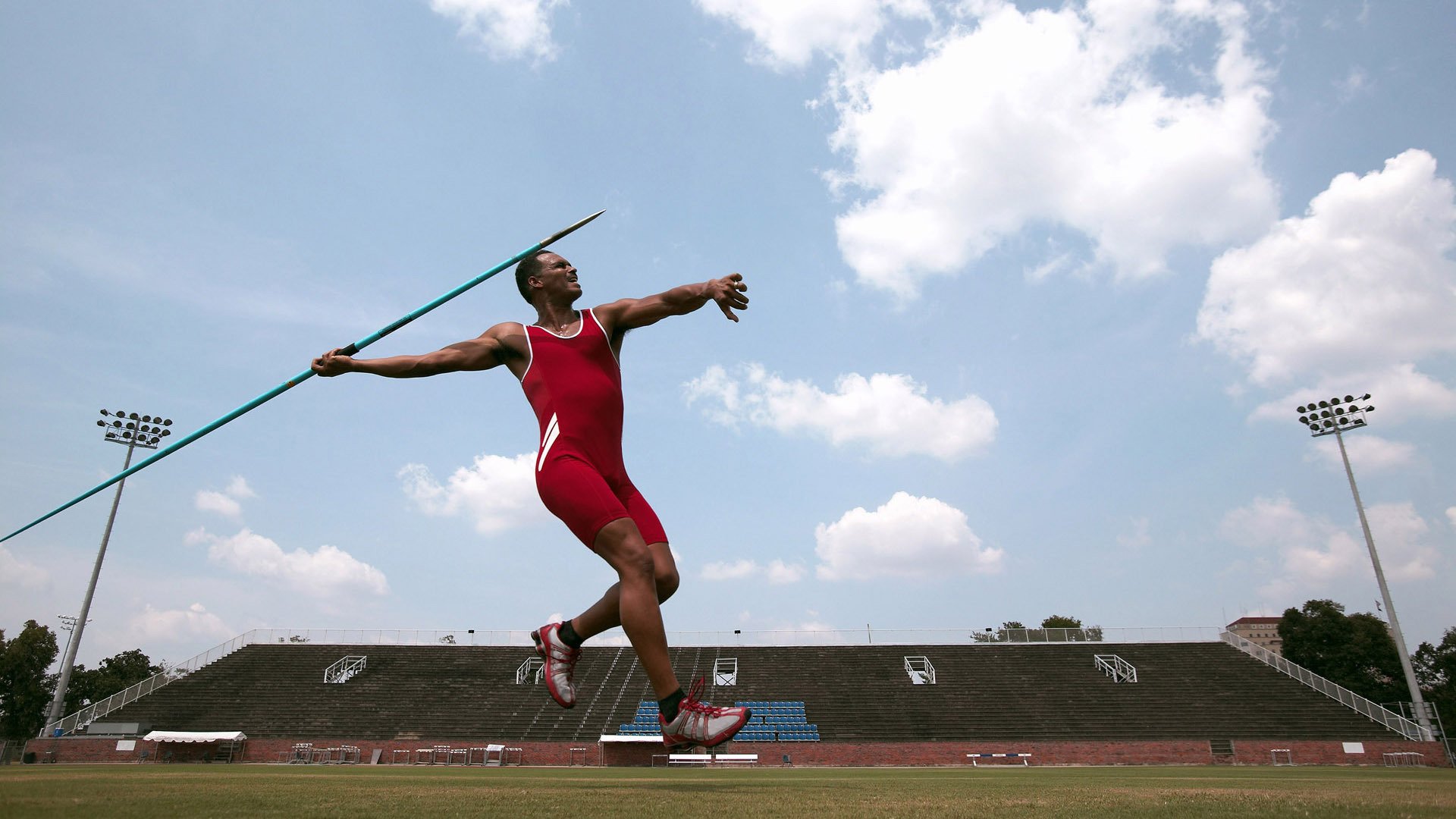 F1年度争冠之夜,三笘薰在焦点战证明自己